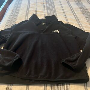 North Face lightweight fleece pullover